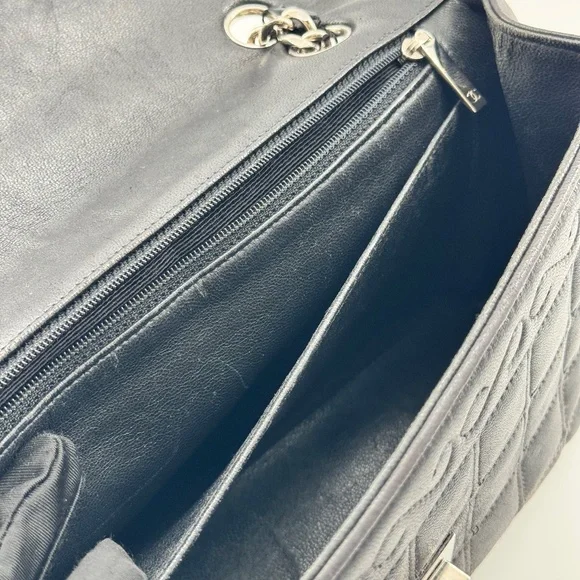 Chanel 2.55 - Picture 14 of 16